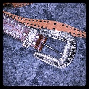 Ladies Western Cross Belt